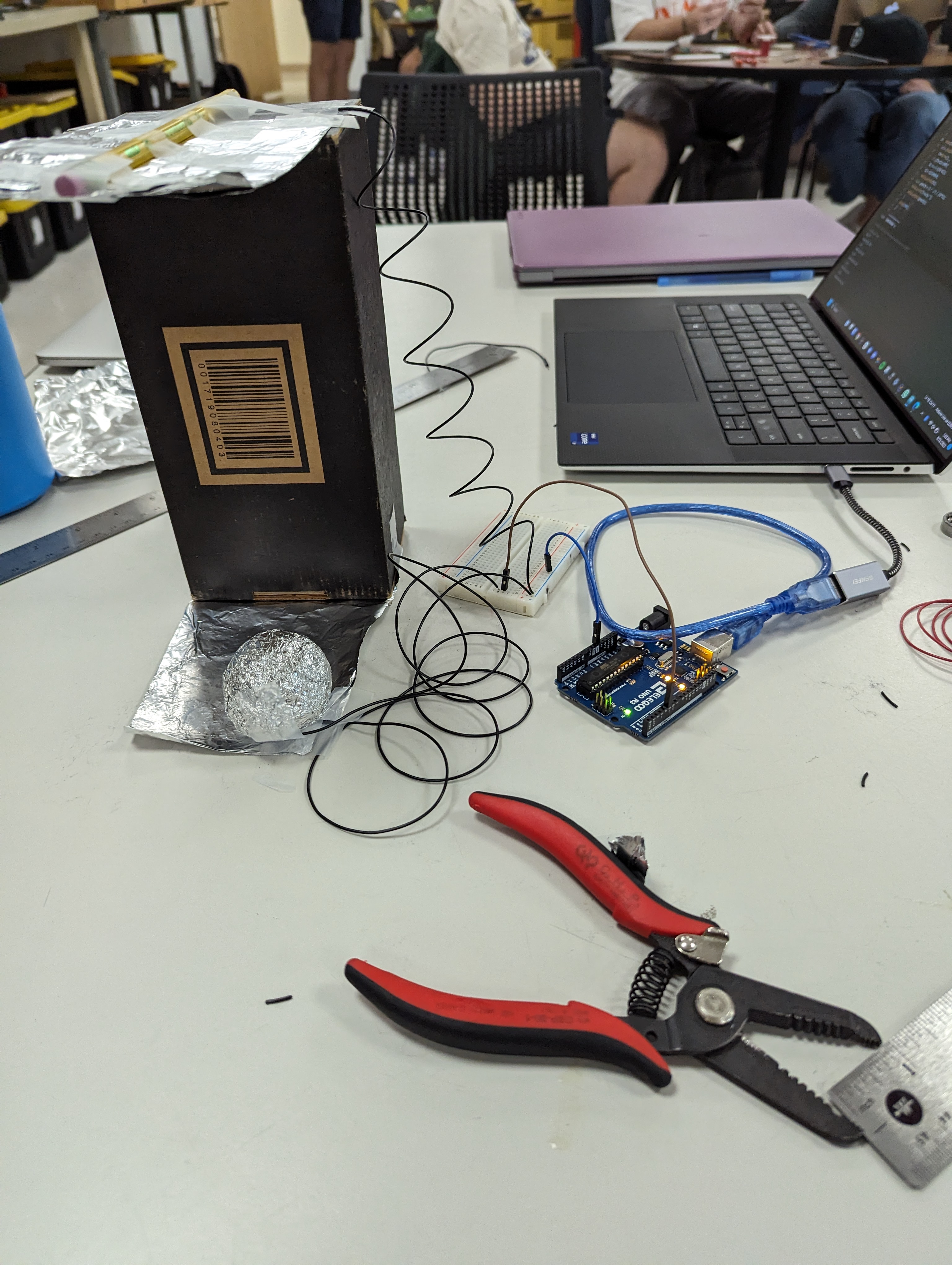 Gravity Measurement Device